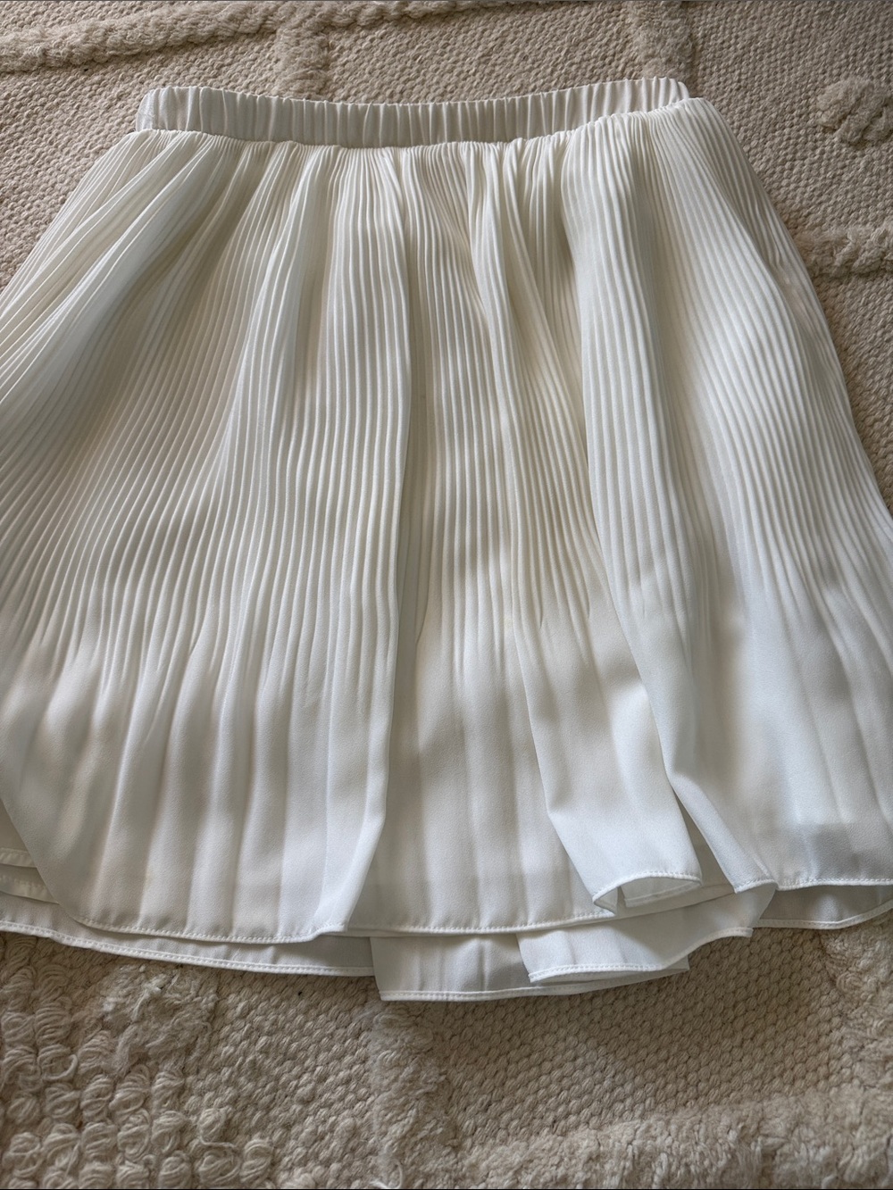 BB Dakota White Pleated Skater Skirt